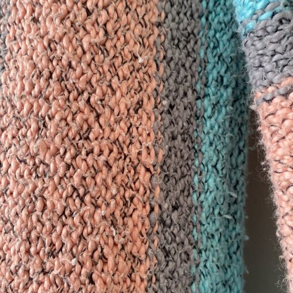 ARITZIA-TNA Baja Beach Knit Pullover (XS) - Picture 9 of 11